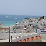 Albufeira, One Step To The * 阿尔布费拉