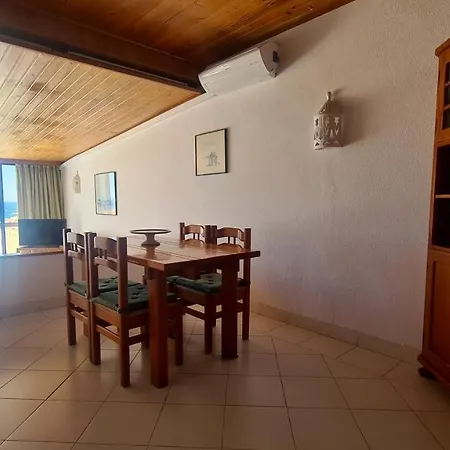 Albufeira, One Step To The Апартаменты Албуфейра