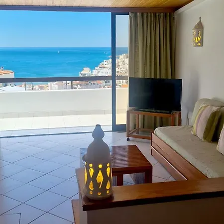 Albufeira, One Step To The アルブフェイラ
