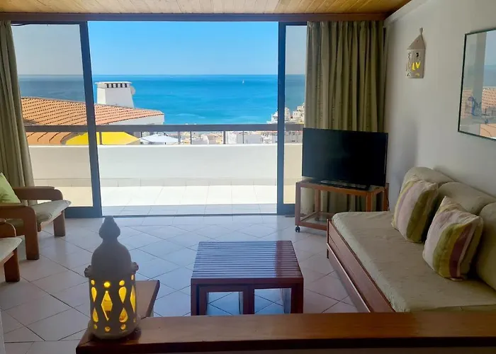 Albufeira, One Step To The * Albufeira