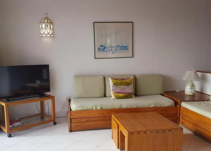 Albufeira, One Step To The *